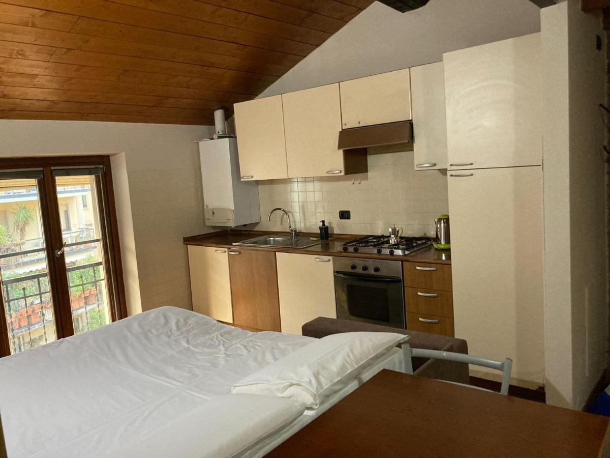 Downtown Room Bergamo Bagian luar foto